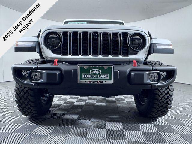 new 2025 Jeep Gladiator car, priced at $51,260