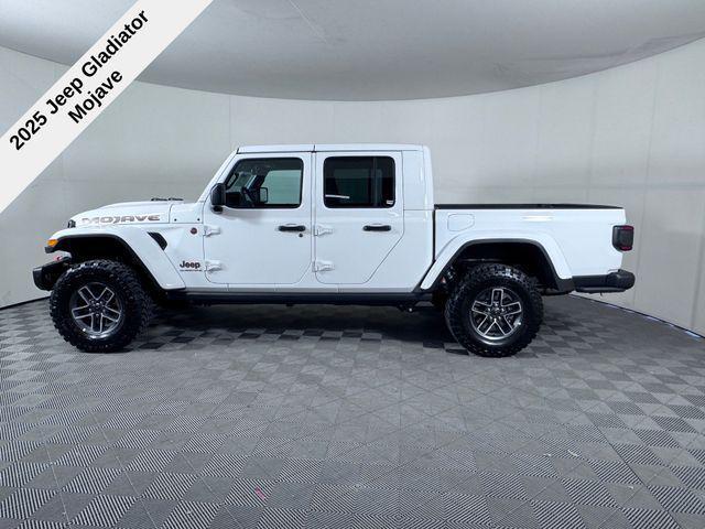 new 2025 Jeep Gladiator car, priced at $51,260
