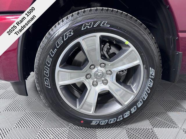 new 2025 Ram 1500 car, priced at $36,923