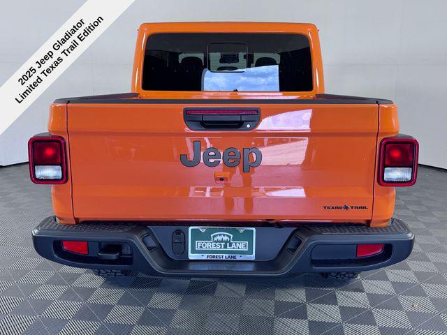 new 2025 Jeep Gladiator car, priced at $40,373