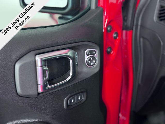 new 2025 Jeep Gladiator car, priced at $45,537