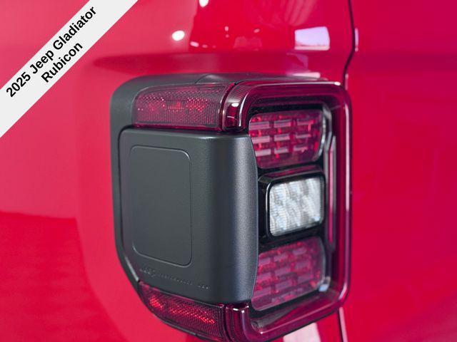 new 2025 Jeep Gladiator car, priced at $45,537