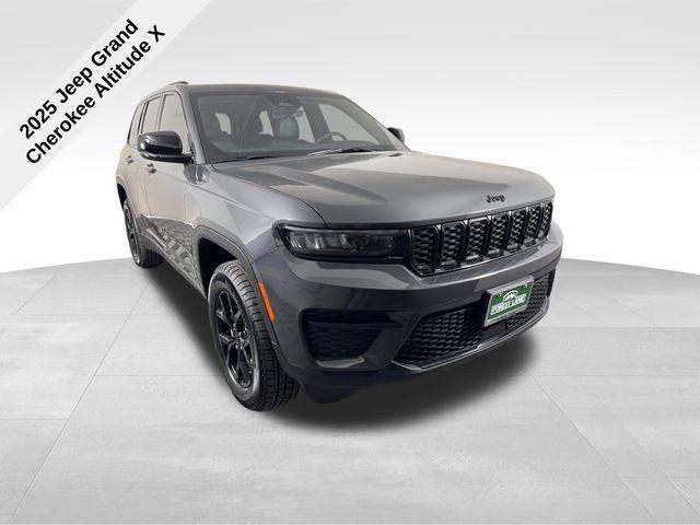 new 2025 Jeep Grand Cherokee car, priced at $37,216