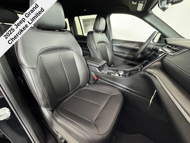new 2025 Jeep Grand Cherokee car, priced at $38,150