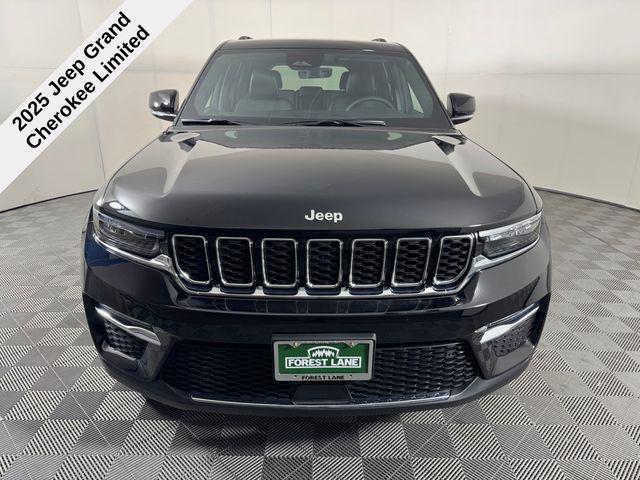 new 2025 Jeep Grand Cherokee car, priced at $38,150