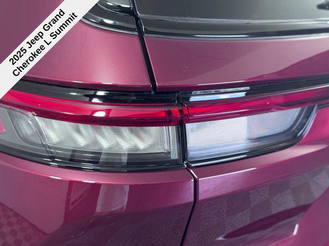 new 2025 Jeep Grand Cherokee L car, priced at $55,887
