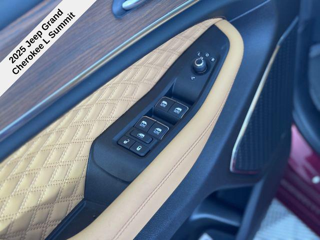 new 2025 Jeep Grand Cherokee L car, priced at $55,887