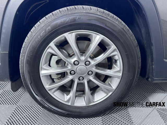 used 2022 Jeep Cherokee car, priced at $20,145