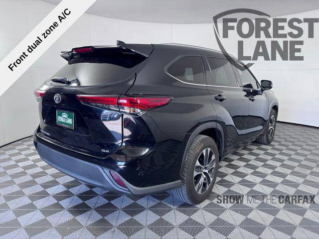 used 2020 Toyota Highlander car, priced at $22,489