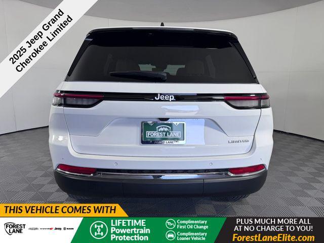 new 2025 Jeep Grand Cherokee car, priced at $43,238