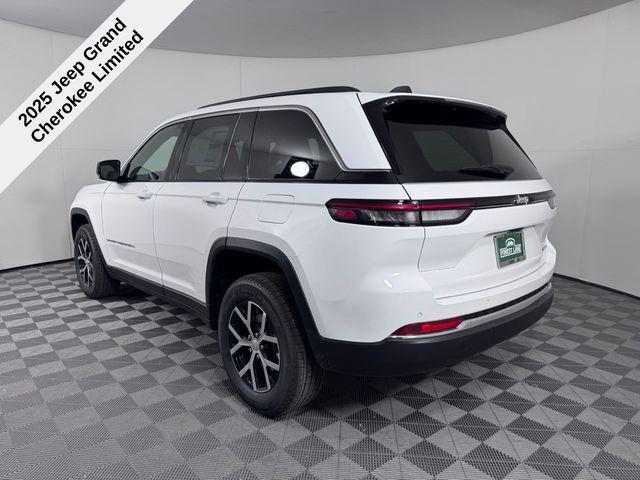 new 2025 Jeep Grand Cherokee car, priced at $36,125