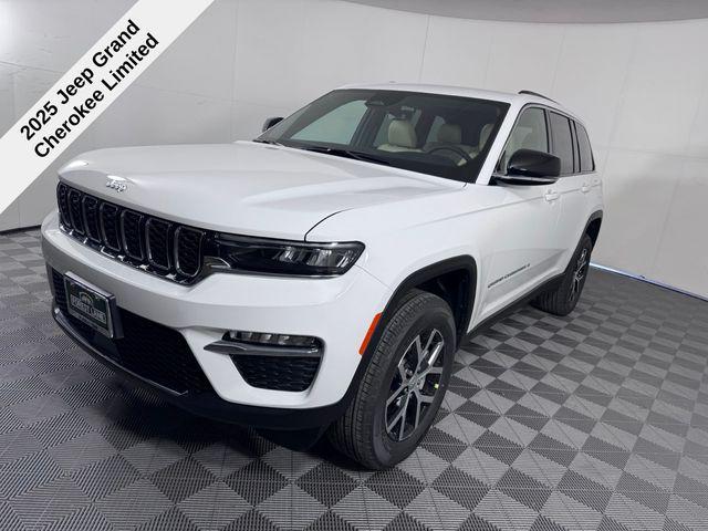 new 2025 Jeep Grand Cherokee car, priced at $36,125