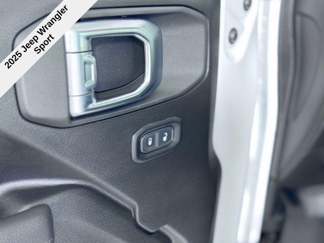 new 2025 Jeep Wrangler car, priced at $36,670