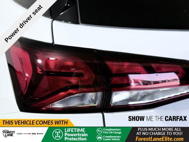 used 2022 Chevrolet Equinox car, priced at $21,329