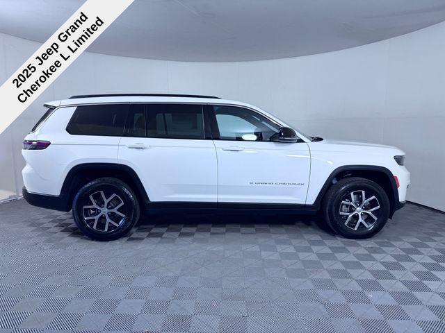new 2025 Jeep Grand Cherokee L car, priced at $41,762