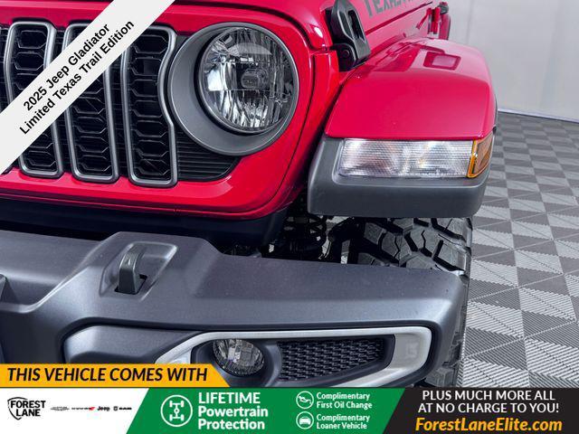 new 2025 Jeep Gladiator car, priced at $42,303