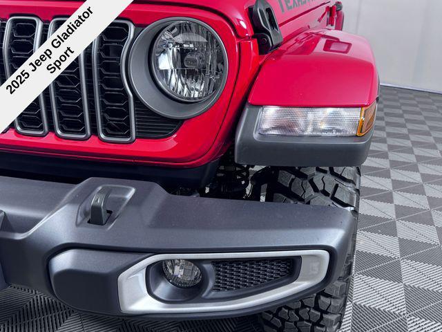 new 2025 Jeep Gladiator car, priced at $39,727