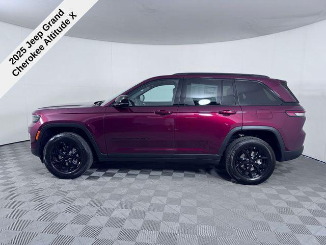new 2025 Jeep Grand Cherokee car, priced at $38,056