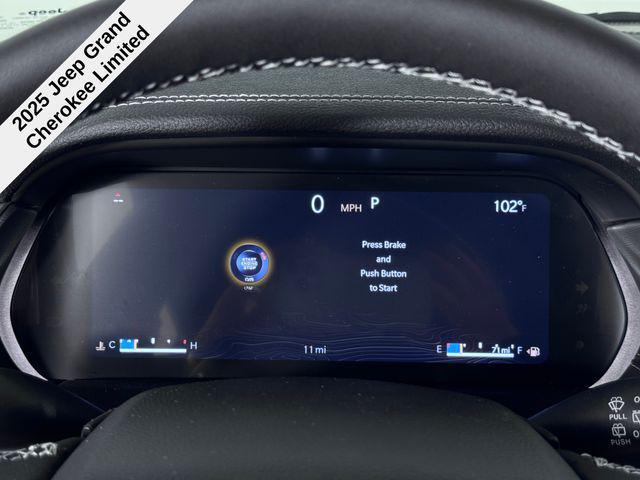 new 2025 Jeep Grand Cherokee car, priced at $42,597
