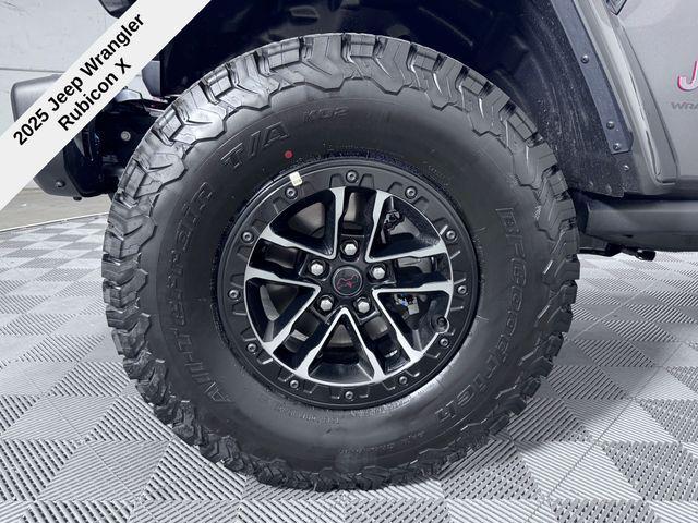 new 2025 Jeep Wrangler car, priced at $58,774