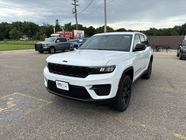 new 2024 Jeep Grand Cherokee car, priced at $46,935