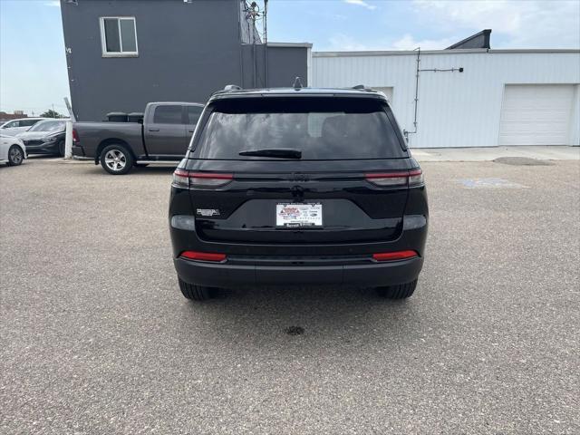 new 2024 Jeep Grand Cherokee car, priced at $47,030