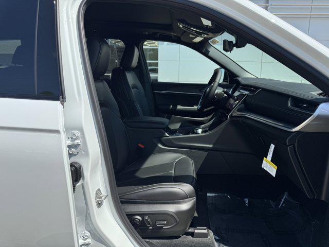 new 2025 Jeep Grand Cherokee L car, priced at $54,440