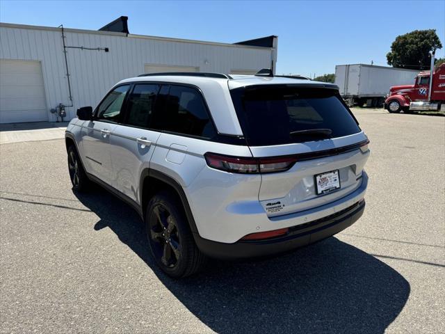 new 2024 Jeep Grand Cherokee car, priced at $53,020