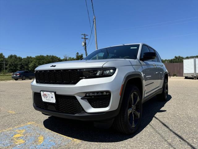 new 2024 Jeep Grand Cherokee car, priced at $53,020