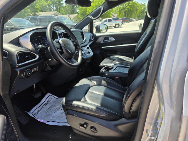 used 2023 Chrysler Pacifica car, priced at $37,990