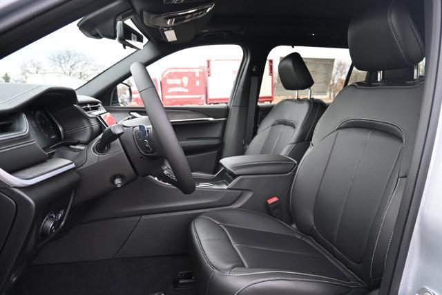 new 2025 Jeep Grand Cherokee L car, priced at $58,555