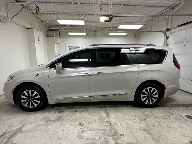 used 2021 Chrysler Pacifica Hybrid car, priced at $29,990