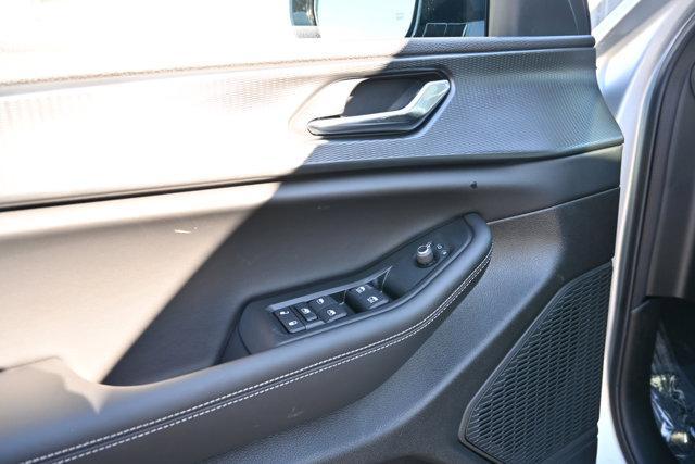 new 2025 Jeep Grand Cherokee L car, priced at $50,175