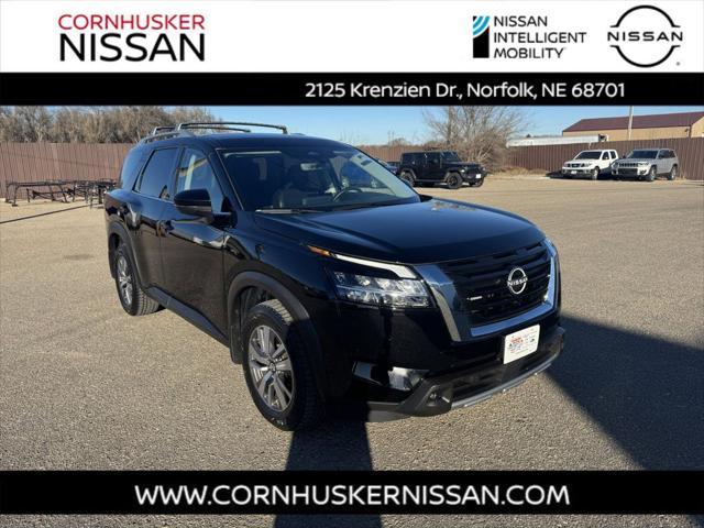 used 2023 Nissan Pathfinder car