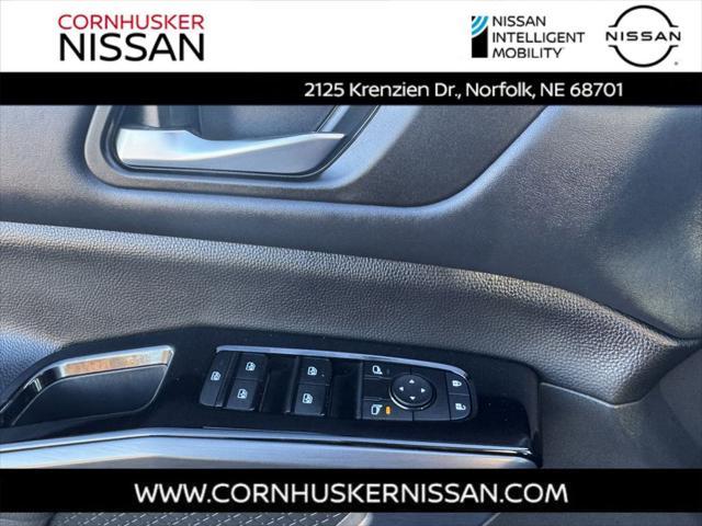 used 2023 Nissan Pathfinder car