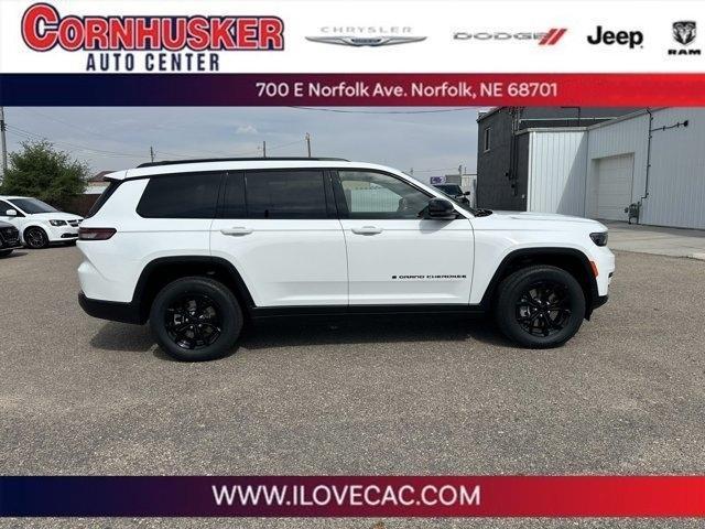 new 2024 Jeep Grand Cherokee L car, priced at $49,930