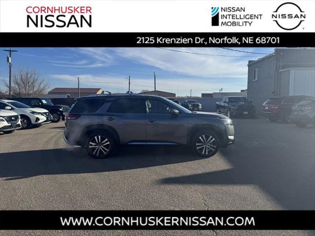 used 2023 Nissan Pathfinder car