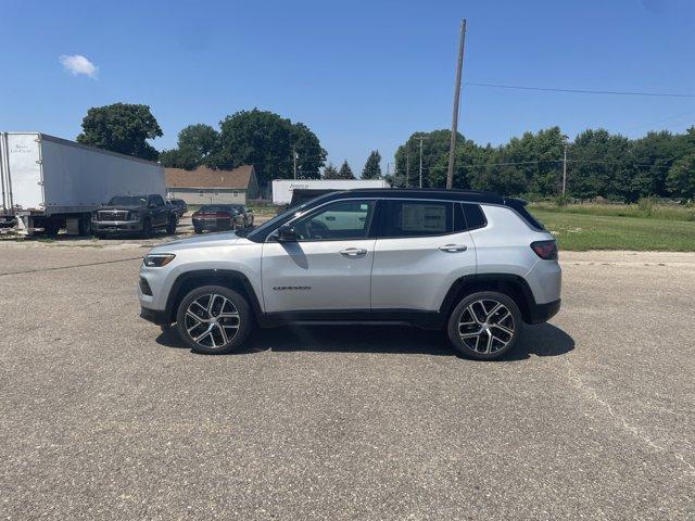 new 2024 Jeep Compass car, priced at $39,610