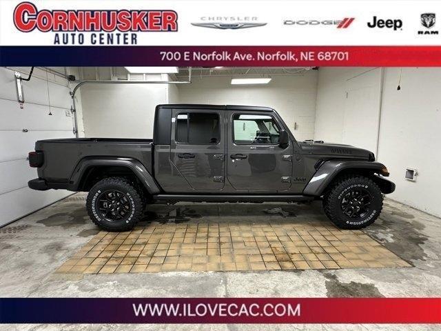 new 2024 Jeep Gladiator car, priced at $53,675