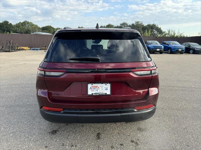 used 2024 Jeep Grand Cherokee car, priced at $44,990