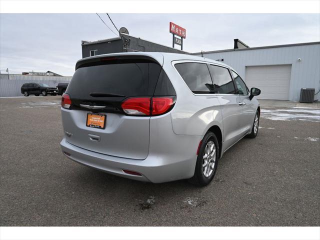 used 2022 Chrysler Voyager car