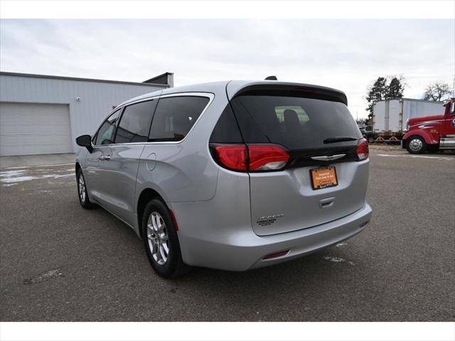 used 2022 Chrysler Voyager car