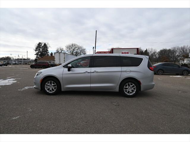 used 2022 Chrysler Voyager car