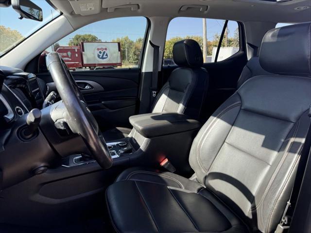 used 2018 Chevrolet Traverse car, priced at $22,990