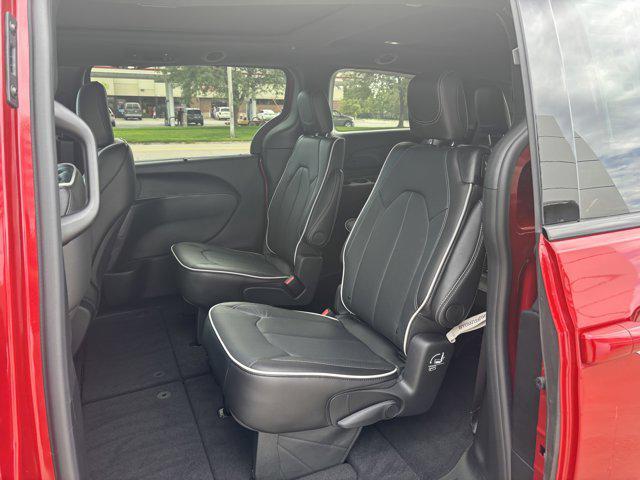 new 2026 Chrysler Pacifica car, priced at $55,870