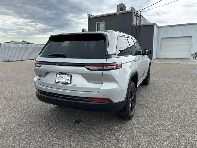 new 2024 Jeep Grand Cherokee car, priced at $47,530