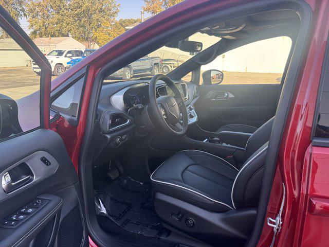 new 2026 Chrysler Pacifica car, priced at $56,025