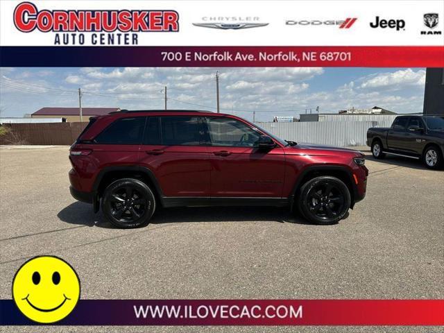 used 2022 Jeep Grand Cherokee car, priced at $42,990