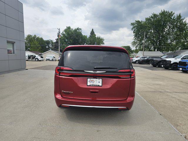 new 2025 Chrysler Pacifica car, priced at $44,940