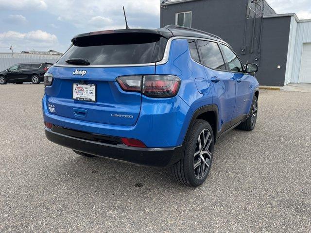 new 2024 Jeep Compass car, priced at $39,610